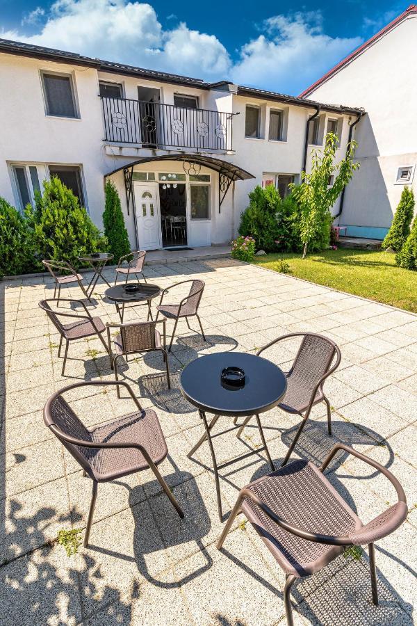 B&B Duo Caffe Baneasa Bucharest Exterior photo
